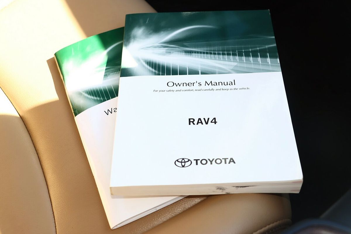 2020 Toyota RAV4 Cruiser AXAH52R