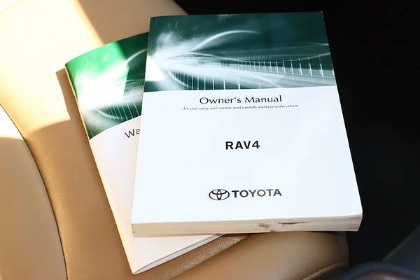 2020 Toyota RAV4 Cruiser AXAH52R