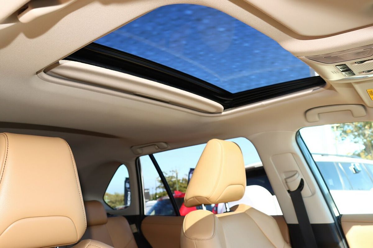 2020 Toyota RAV4 Cruiser AXAH52R