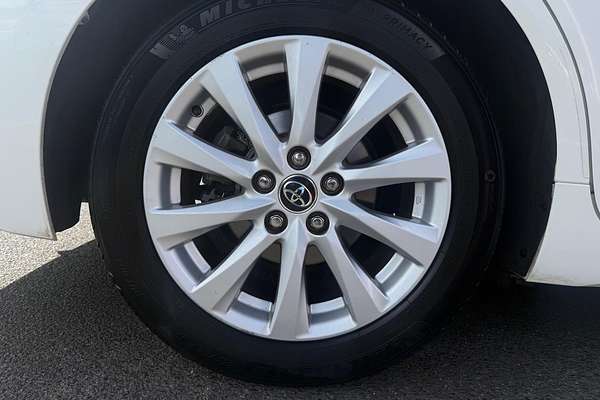 2018 Toyota Camry Ascent Sport ASV70R