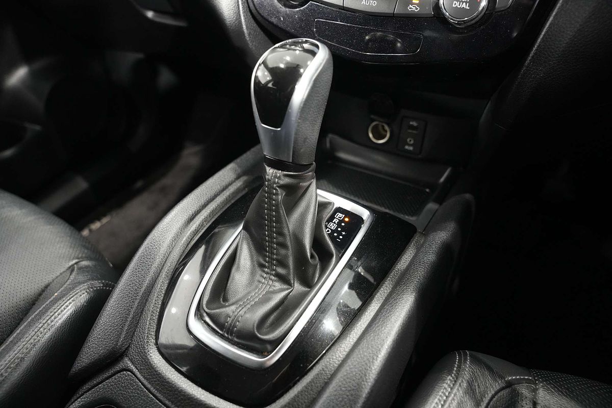 2020 Nissan X-TRAIL ST-L T32 Series II