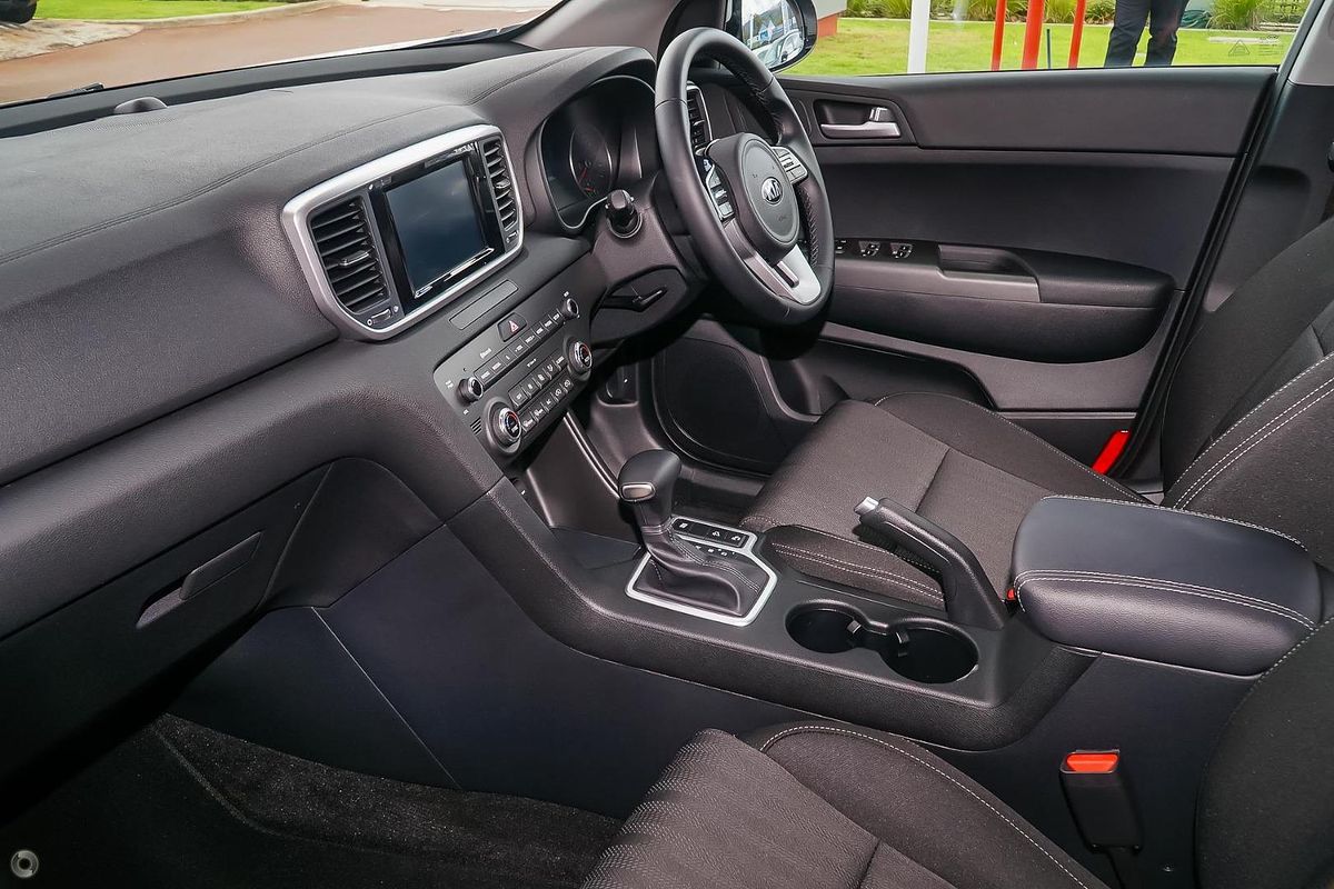 2020 Kia Sportage S QL