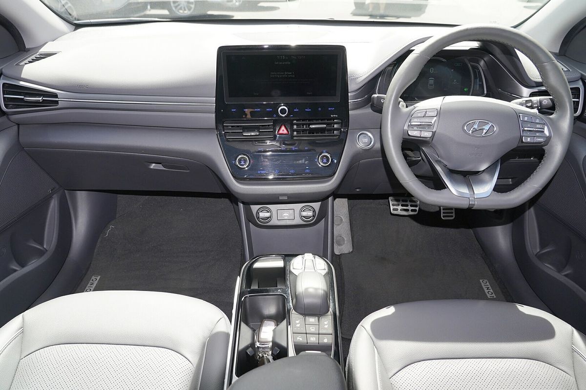 2022 Hyundai IONIQ Electric Premium AE.V4