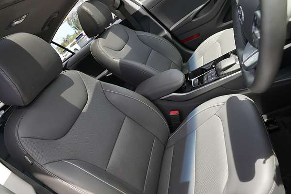 2022 Hyundai IONIQ Electric Premium AE.V4