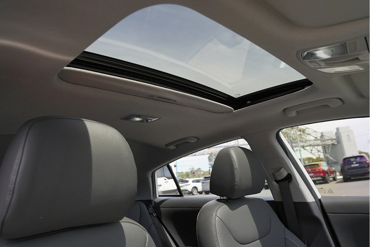 2022 Hyundai IONIQ Electric Premium AE.V4