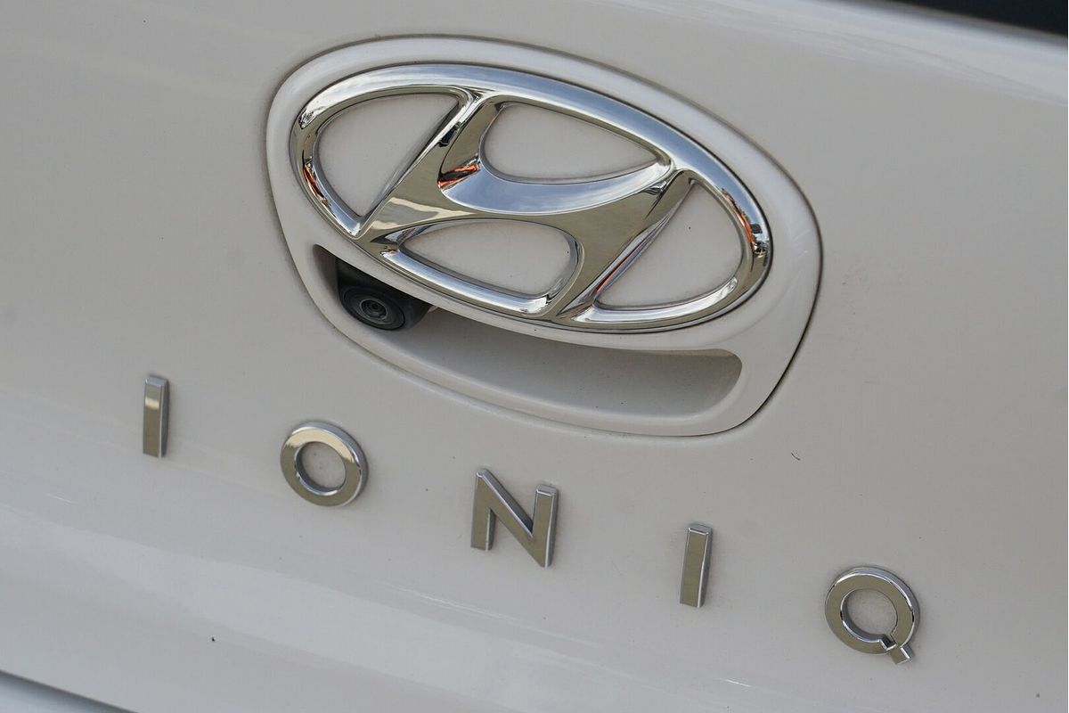 2022 Hyundai IONIQ Electric Premium AE.V4