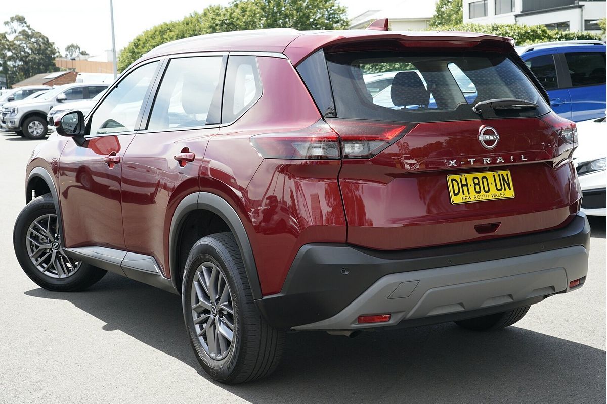 2023 Nissan X-TRAIL ST T33