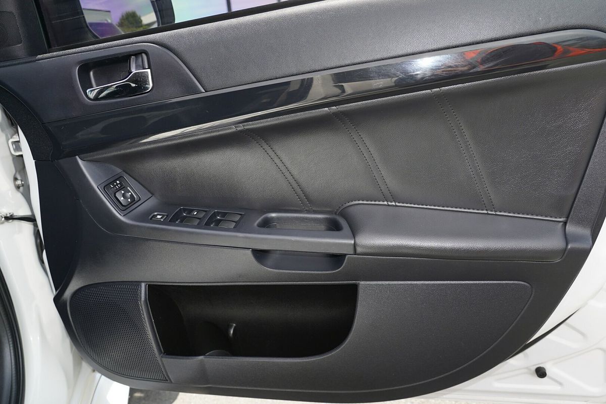 2016 Mitsubishi Lancer ES Sport CF