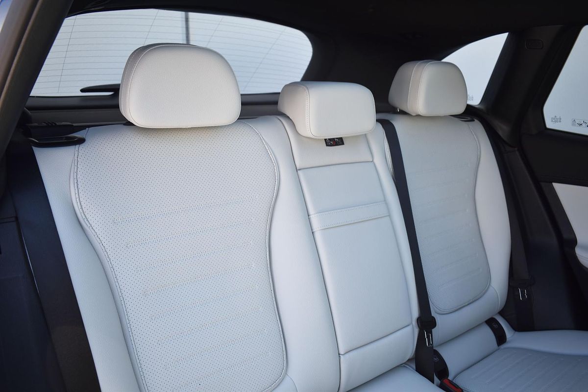 2025 Mercedes-Benz GLC-Class GLC300 X254