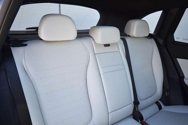 2025 Mercedes-Benz GLC-Class GLC300 X254