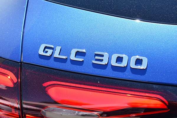 2025 Mercedes-Benz GLC-Class GLC300 X254