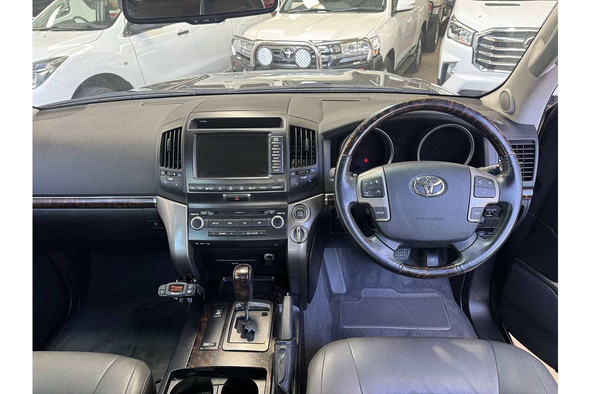 2008 Toyota Landcruiser Sahara VDJ200R