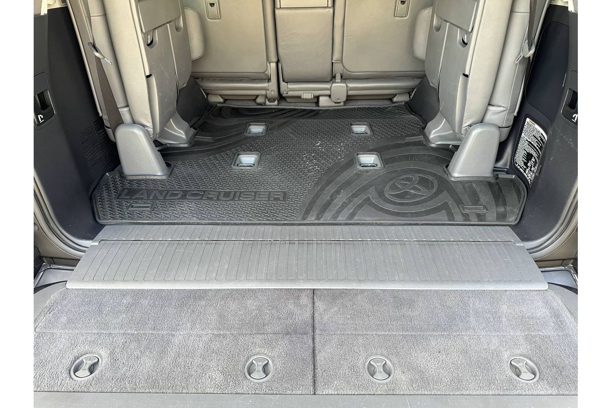 2008 Toyota Landcruiser Sahara VDJ200R