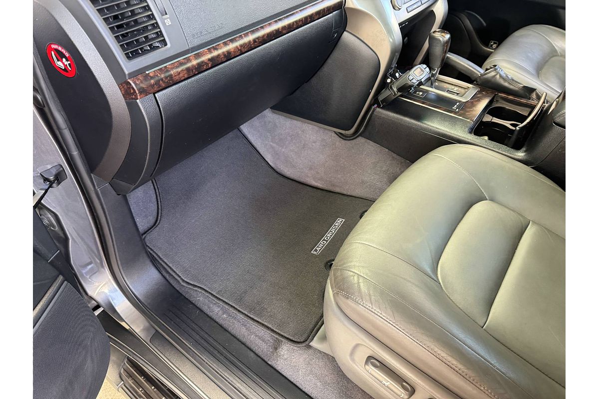 2008 Toyota Landcruiser Sahara VDJ200R