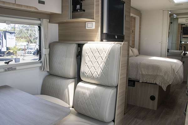 2025 Jayco DESTINY MOTORHOME FA.25-1.DS-MY25