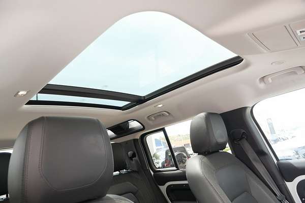 2020 Land Rover Defender 110 P400 S L663