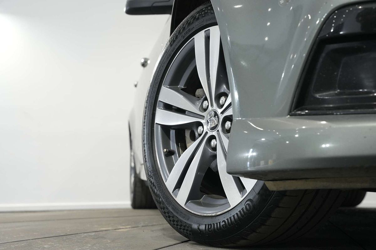 2014 Holden Commodore SV6 VF