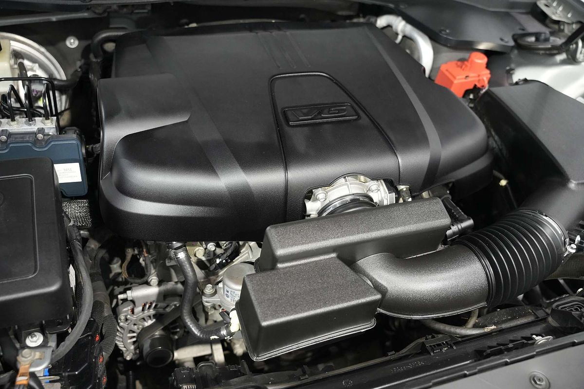 2014 Holden Commodore SV6 VF