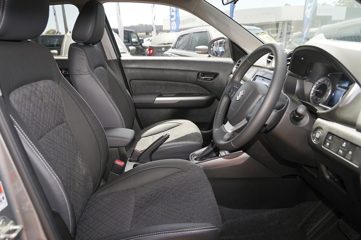 2024 Suzuki Vitara Turbo LY Series II