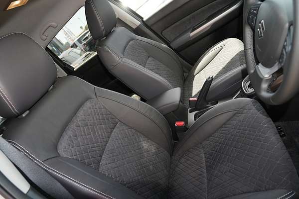 2024 Suzuki Vitara Turbo LY Series II