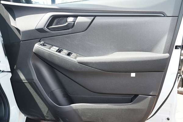 2025 Isuzu D-MAX SX High Ride Rear Wheel Drive