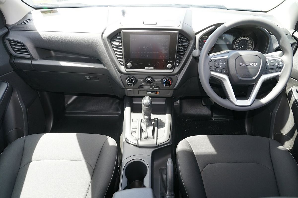 2025 Isuzu D-MAX SX High Ride Rear Wheel Drive