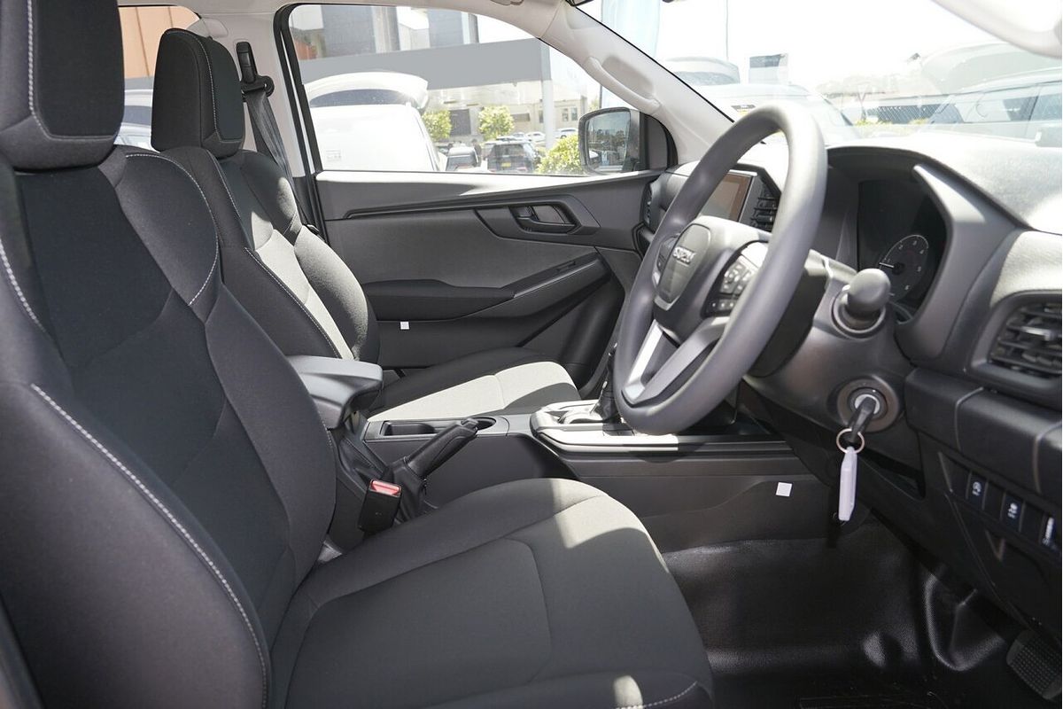 2025 Isuzu D-MAX SX High Ride Rear Wheel Drive