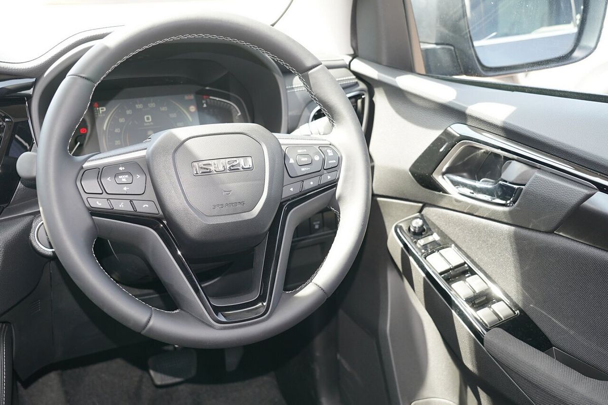 2025 Isuzu MU-X LS-U