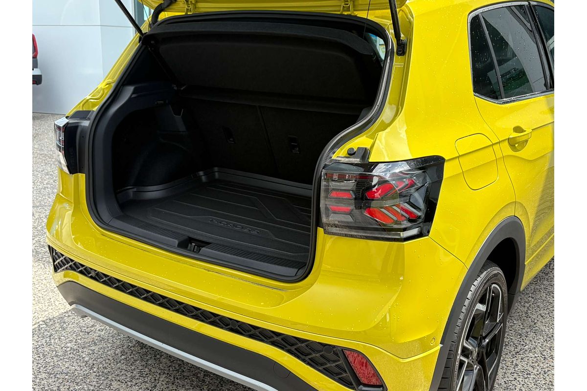 2025 Volkswagen T-Cross 85TSI R-Line D31