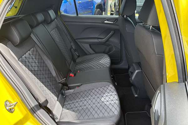 2025 Volkswagen T-Cross 85TSI R-Line D31