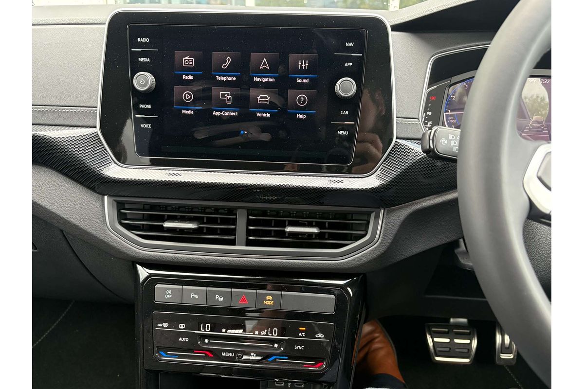 2025 Volkswagen T-Cross 85TSI R-Line D31