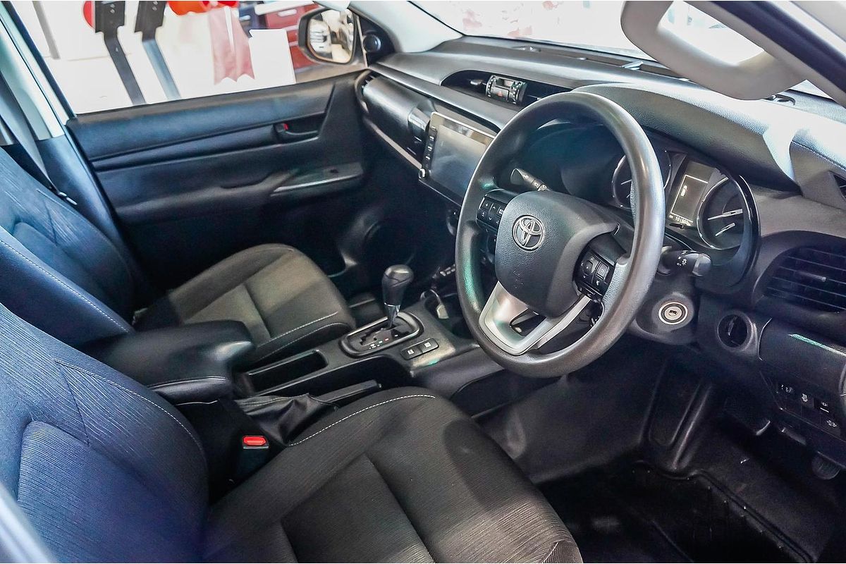 2021 Toyota Hilux SR GUN126R 4X4