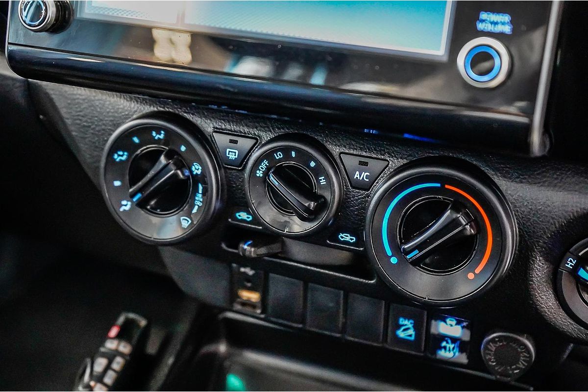 2021 Toyota Hilux SR GUN126R 4X4