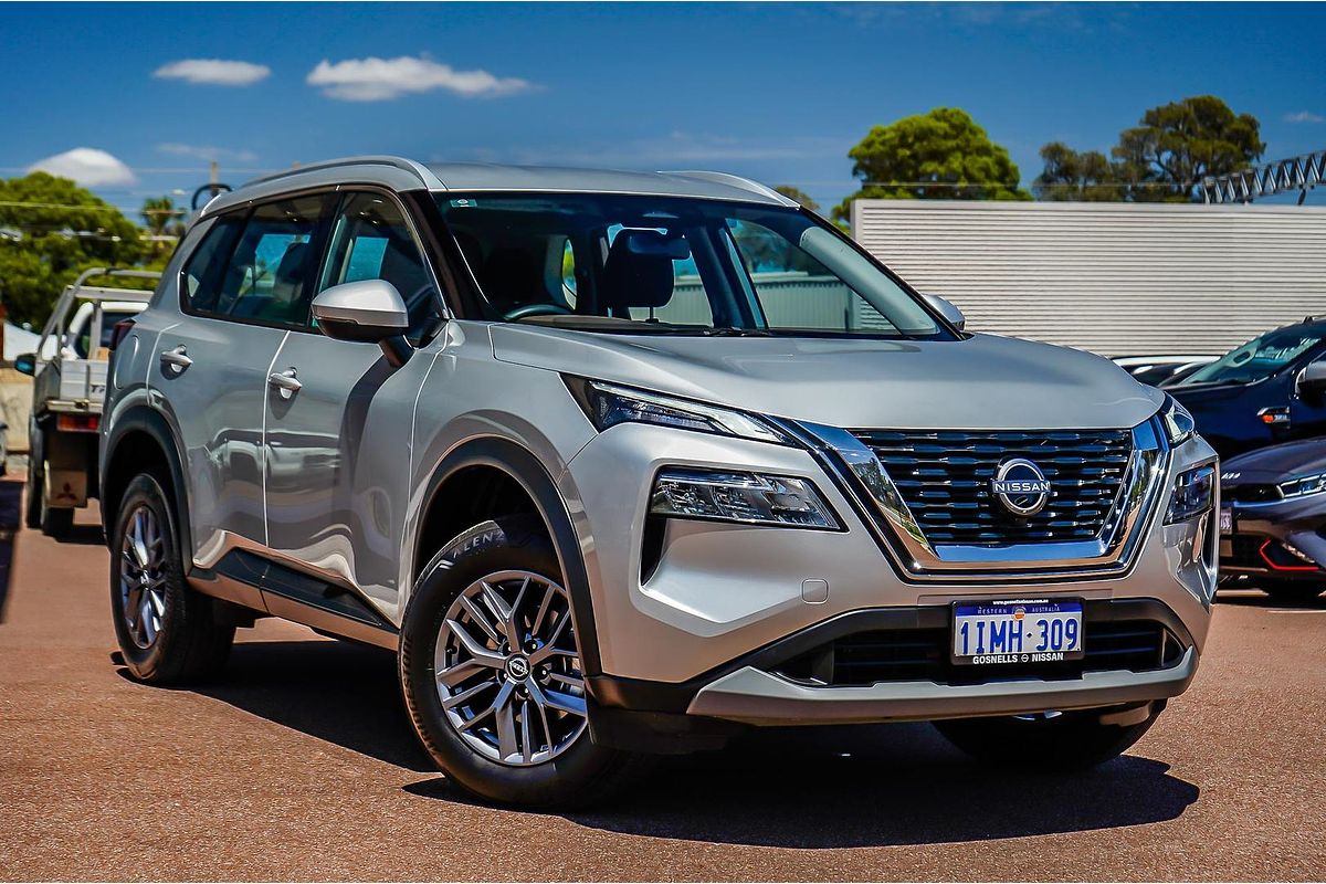 2024 Nissan X-TRAIL ST T33