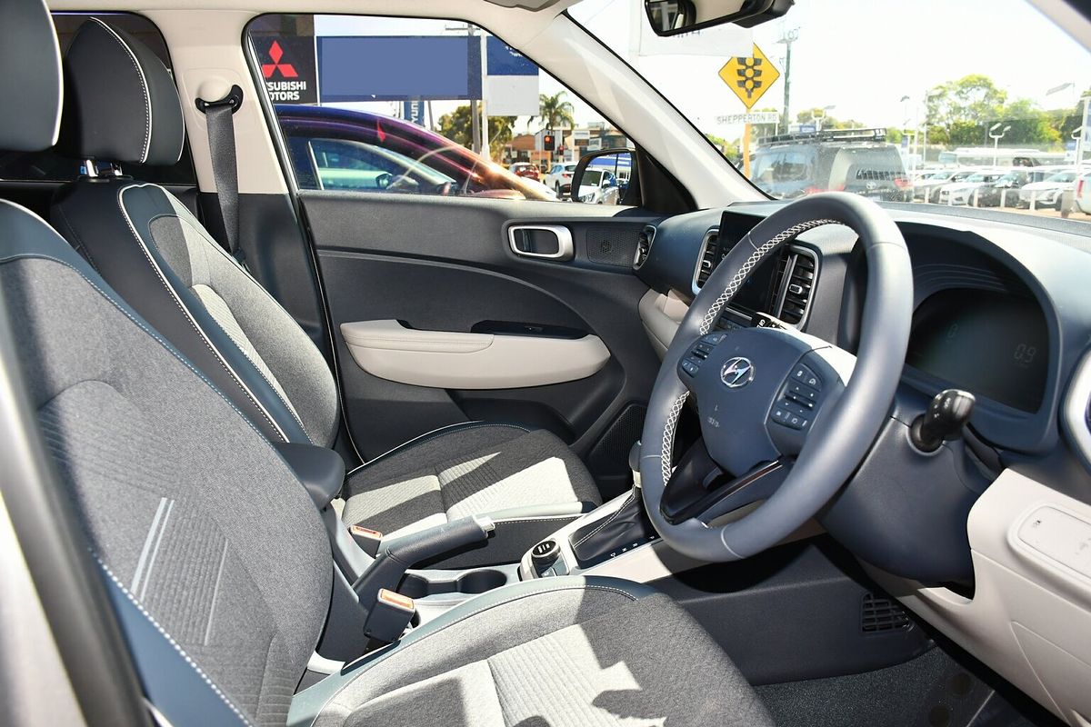 2024 Hyundai Venue Elite QX.V5
