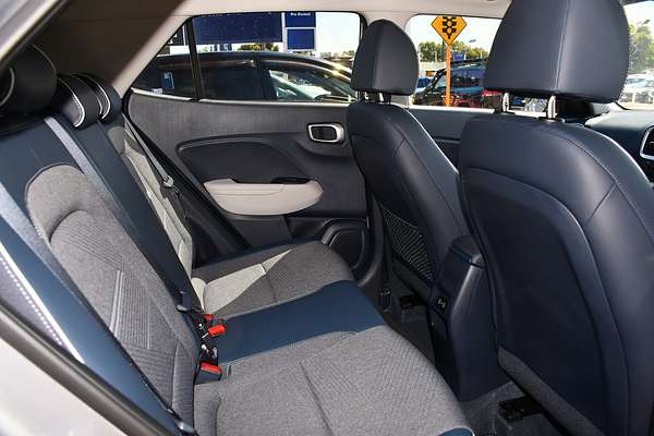 2024 Hyundai Venue Elite QX.V5