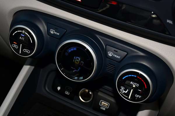 2024 Hyundai Venue Elite QX.V5