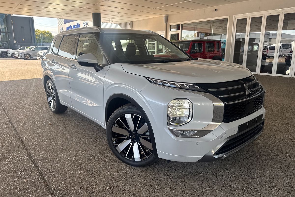 2025 Mitsubishi Outlander Exceed ZM