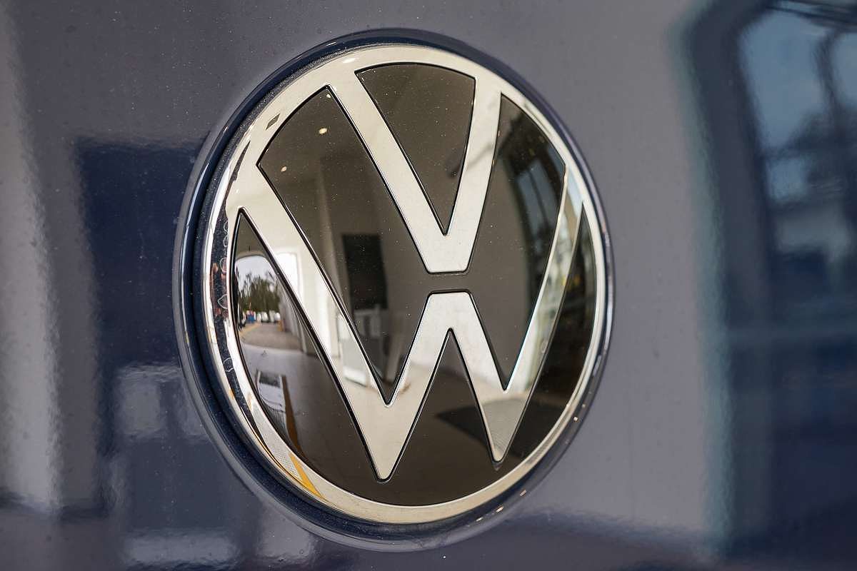 2025 Volkswagen Transporter TDI 125kW NSN LWB Low Roof