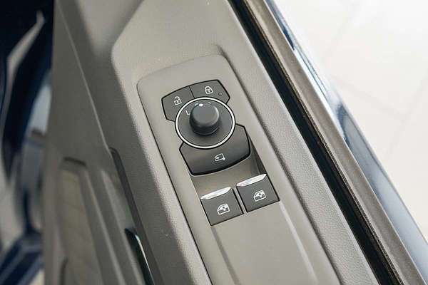 2025 Volkswagen Transporter TDI 125kW NSN LWB Low Roof