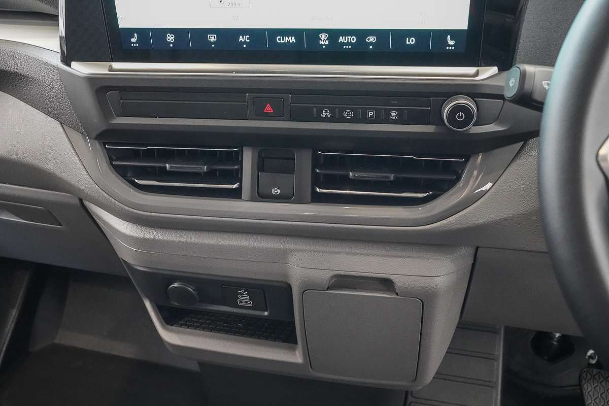 2025 Volkswagen Transporter TDI 125kW NSN LWB Low Roof