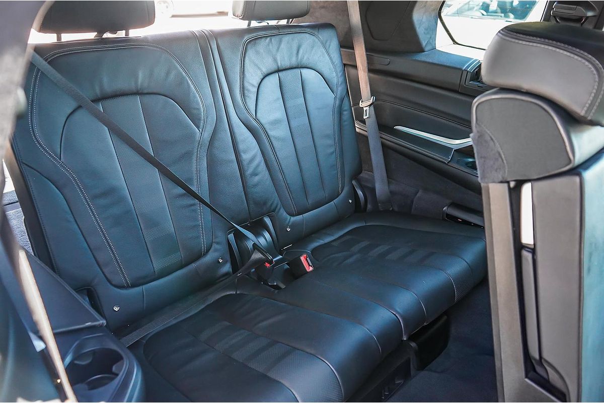 2019 BMW X7 xDrive30d G07