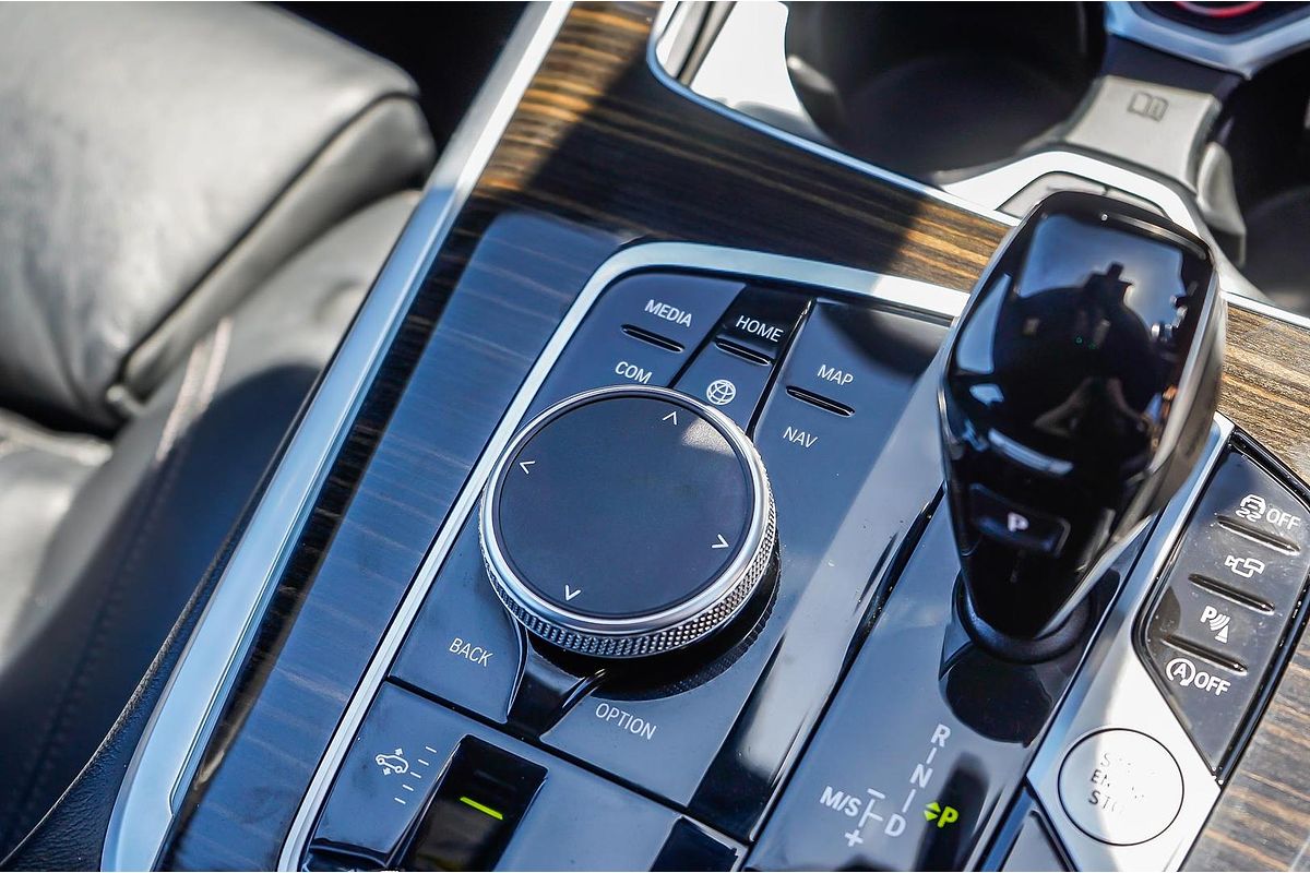 2019 BMW X7 xDrive30d G07