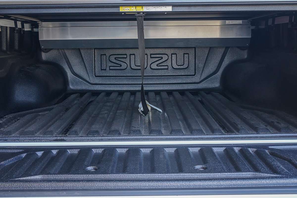 2025 Isuzu D-MAX X-TERRAIN 4X4