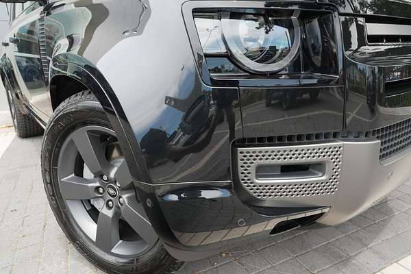 2025 Land Rover Defender 110 D350 X-Dynamic SE L663