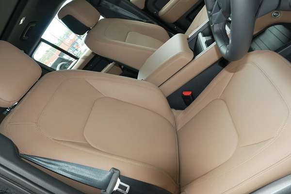 2025 Land Rover Defender 110 D350 X-Dynamic SE L663