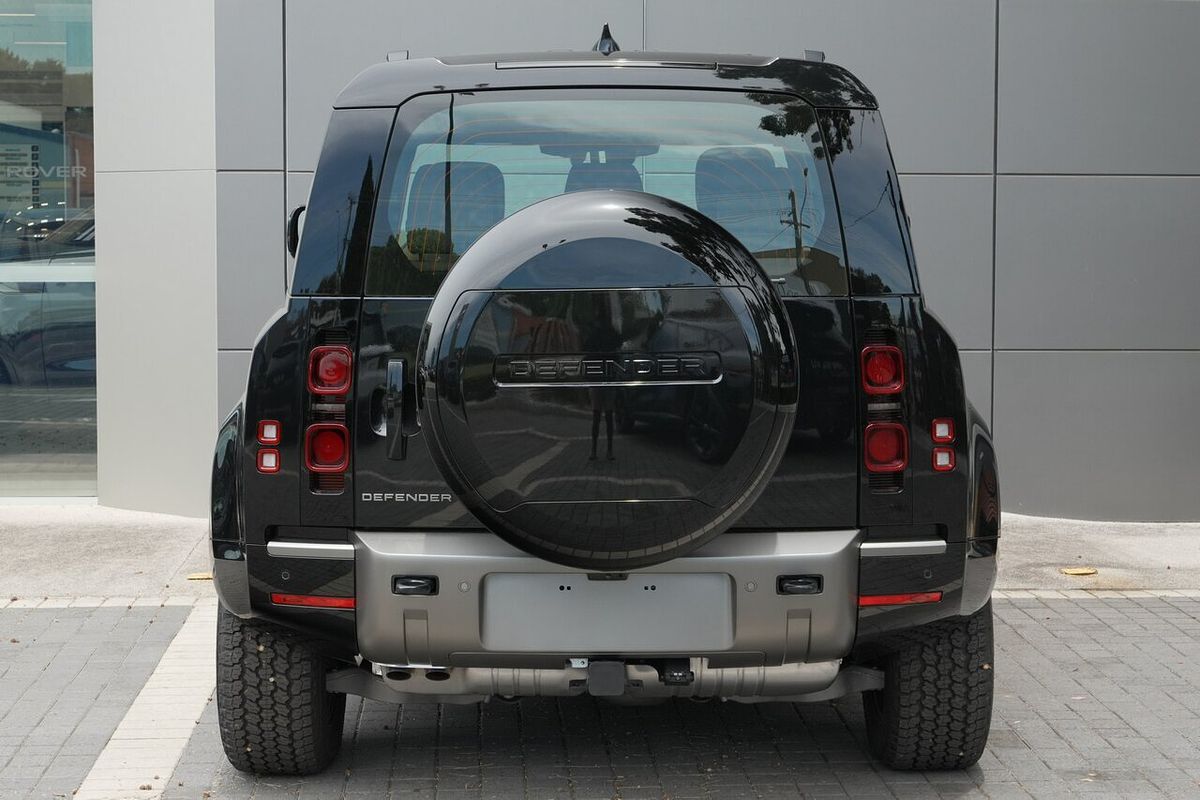 2025 Land Rover Defender 110 D350 X-Dynamic SE L663