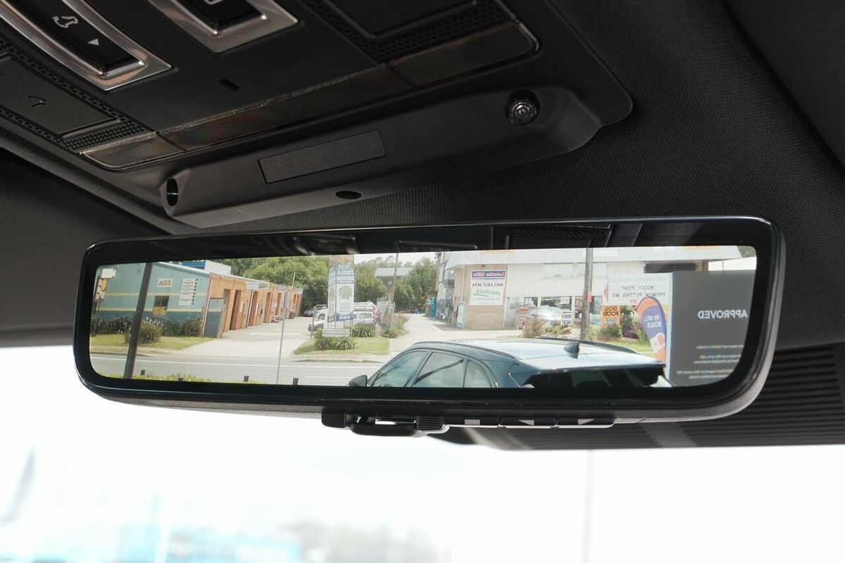 2025 Land Rover Defender 110 D350 X-Dynamic HSE L663