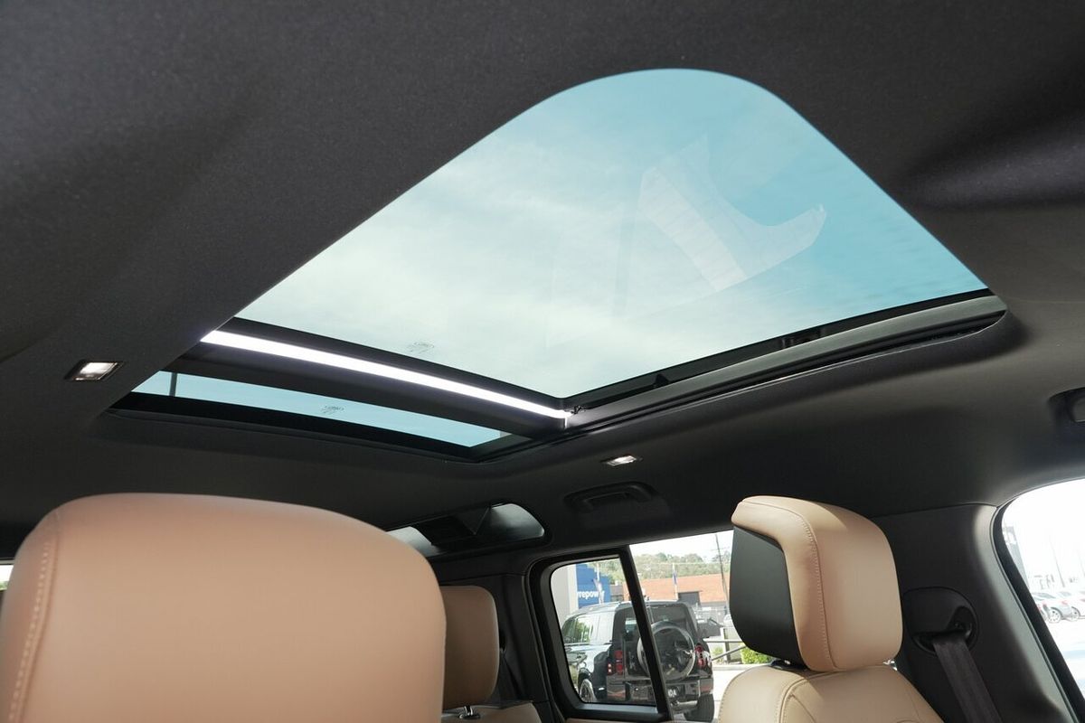 2025 Land Rover Defender 110 D350 X-Dynamic HSE L663