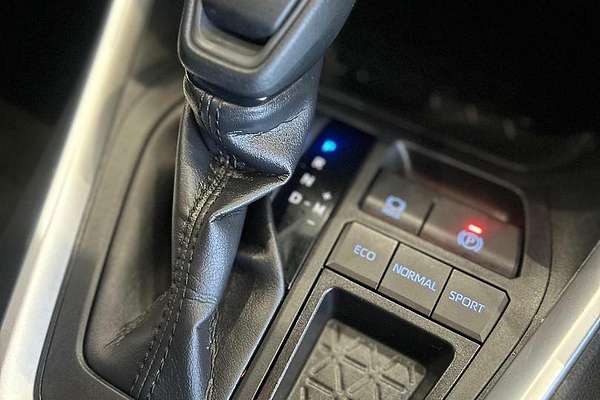 2020 Toyota RAV4 GX MXAA52R